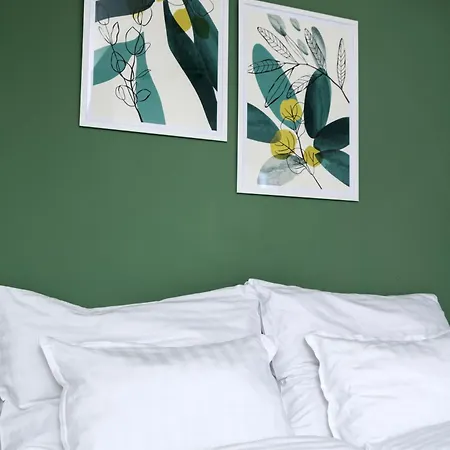 Emerald Boutique * براغ